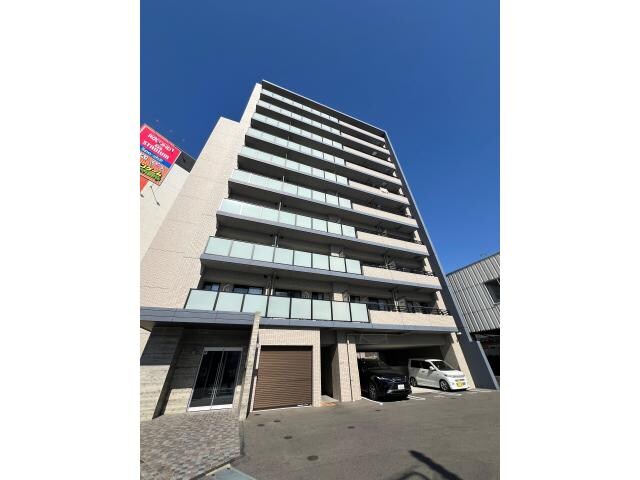 Y・MFLATの物件外観写真