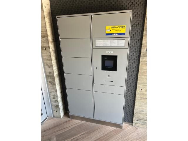 Y・MFLATの物件外観写真