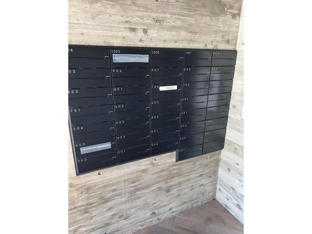 Y・MFLATの物件外観写真