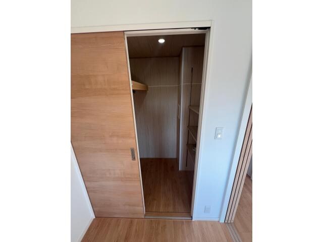 Y・MFLATの物件内観写真