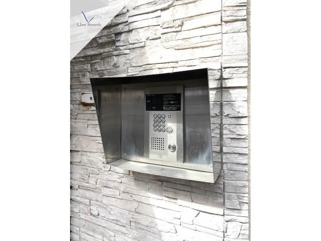 ルエメゾンロワール六本松の物件外観写真