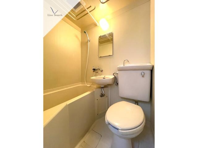 ルエメゾンロワール六本松の物件内観写真