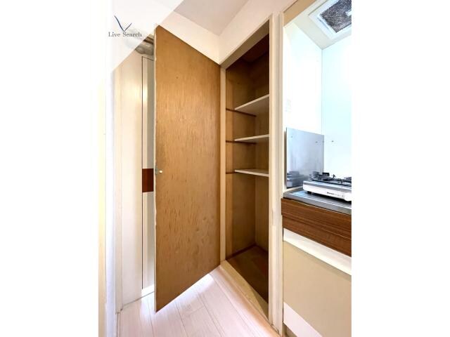 ルエメゾンロワール六本松の物件内観写真