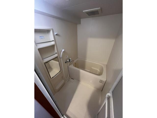 ピュアドーム箱崎ステーションの物件内観写真