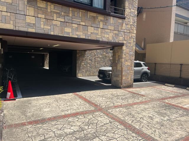 レジディア博多駅南の物件外観写真