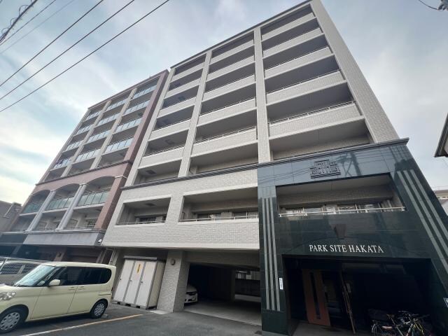 アセットヒルズパークサイト博多の物件外観写真