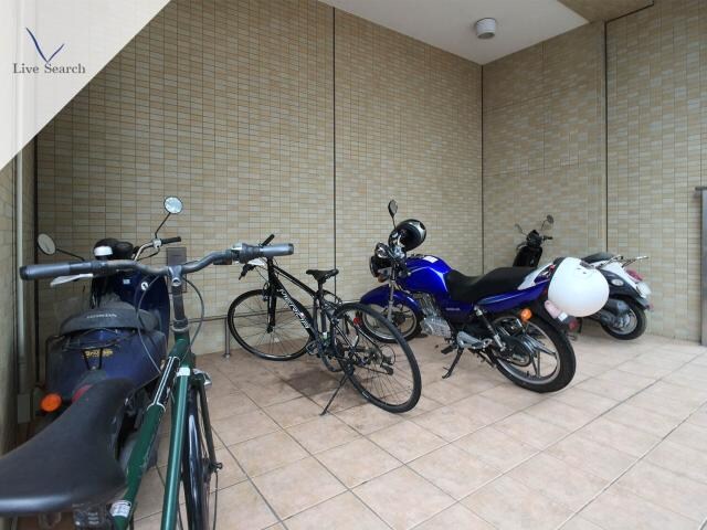 ウエストサイド箱崎の物件外観写真