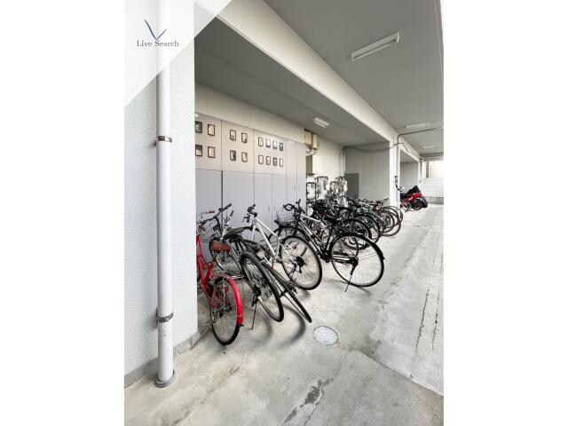 サンセーヌ大名の物件外観写真