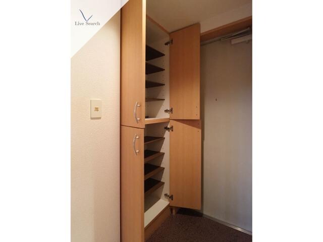 ウエストサイド箱崎の物件内観写真