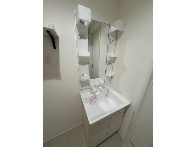 OCEAN ROCK 和白の物件内観写真