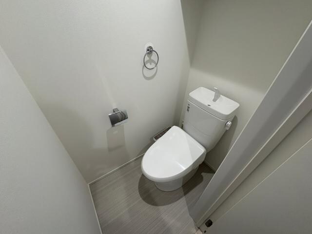 OCEAN ROCK 和白の物件内観写真