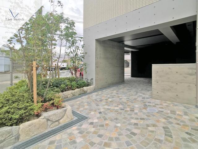アールズプレイス福岡香椎駅前の物件外観写真