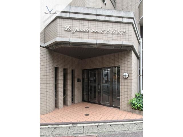 グランメール・エスティエの物件外観写真