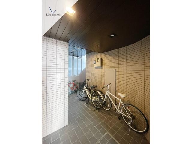 アリビラ平尾の物件外観写真