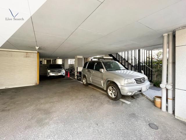 グレーコート大橋の物件外観写真