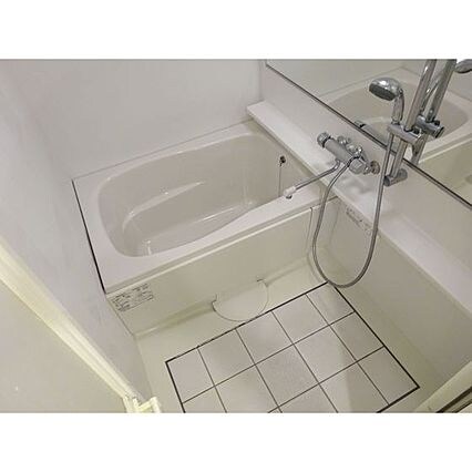 箱崎駅 徒歩3分 6階の物件内観写真