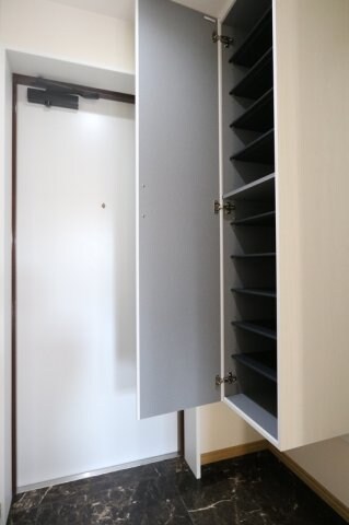 PHOENIX千早の物件内観写真