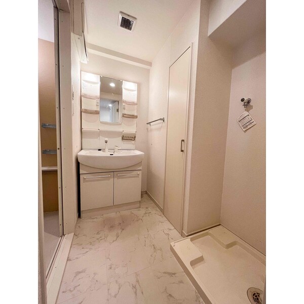 クリムゾン吉塚の物件内観写真