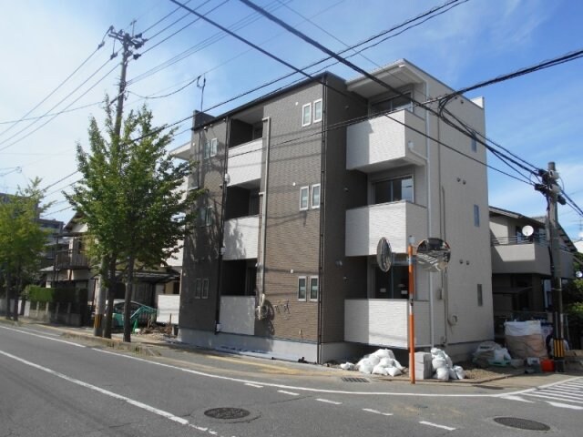 福岡県春日市千歳町３丁目の物件外観写真