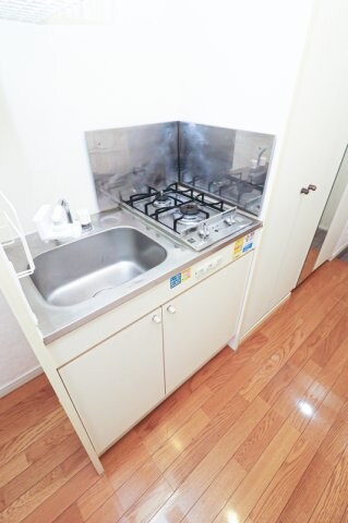 クレタ県庁前の物件内観写真