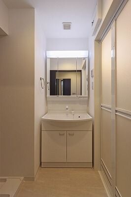 箱崎駅 徒歩7分 3階の物件内観写真