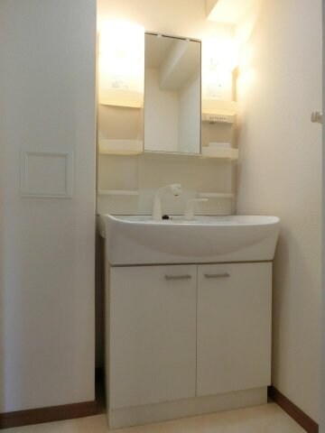 箱崎駅 徒歩4分 7階の物件内観写真