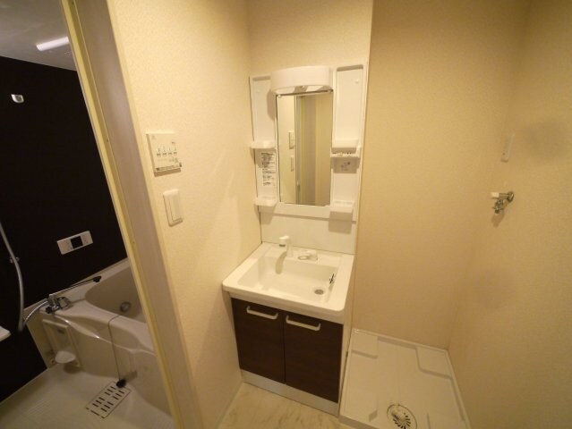 和白駅 徒歩6分 1階の物件内観写真