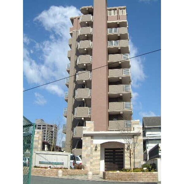 吉塚駅 徒歩15分 6階の物件外観写真