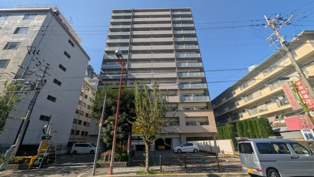 レジディア新大阪の物件外観写真