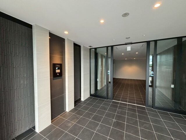 MAXIV CROS 江坂の物件外観写真