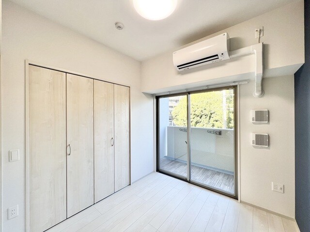 ライブガーデン江坂Ⅸの物件内観写真