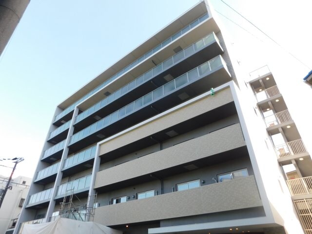 ライブガーデン江坂Ⅸの物件外観写真