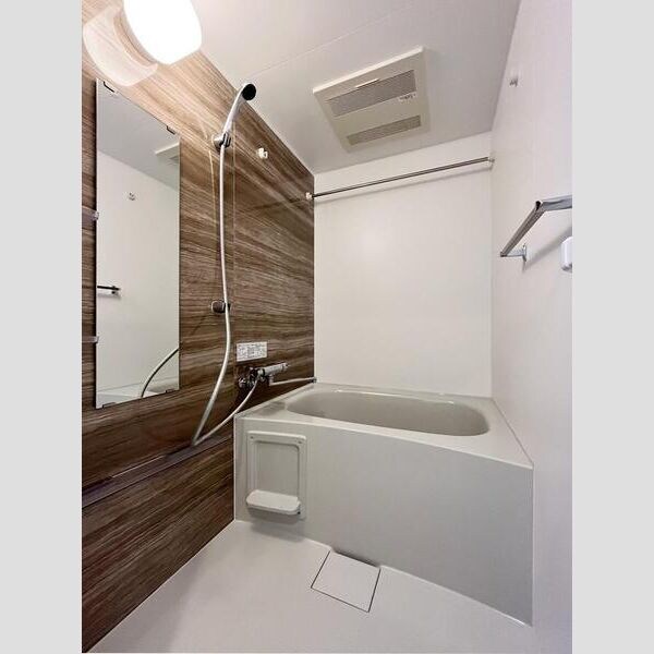 Alivis北梅田の物件内観写真