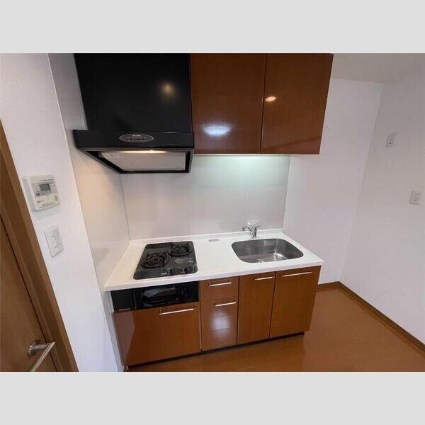 アクアスイート新大阪の物件内観写真