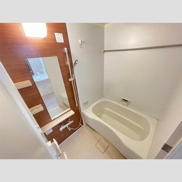 アクアスイート新大阪の物件内観写真