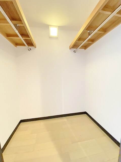 アクアスイート新大阪の物件内観写真