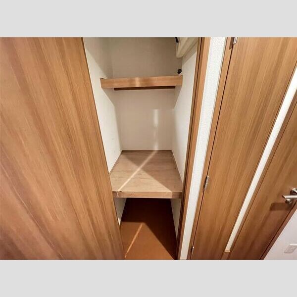 アクアスイート新大阪の物件内観写真