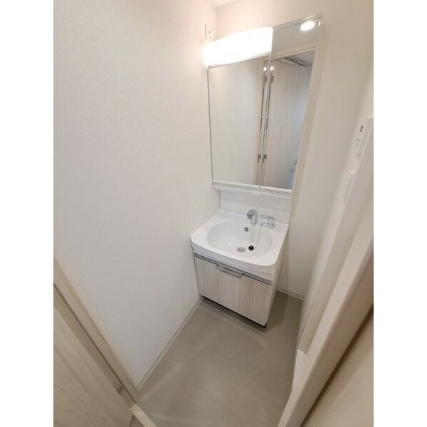 スプランディッド新大阪WESTの物件内観写真