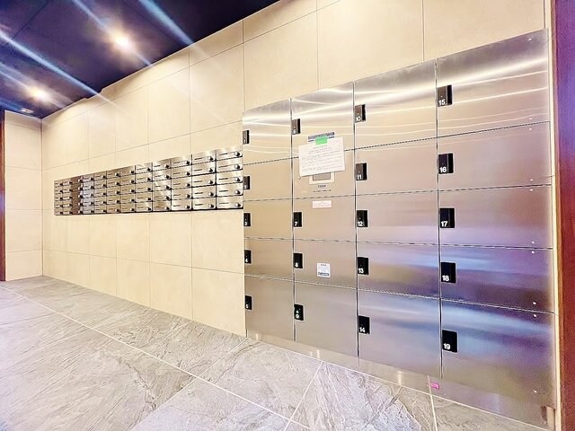 リヴィアス北大阪BREZZAの物件外観写真