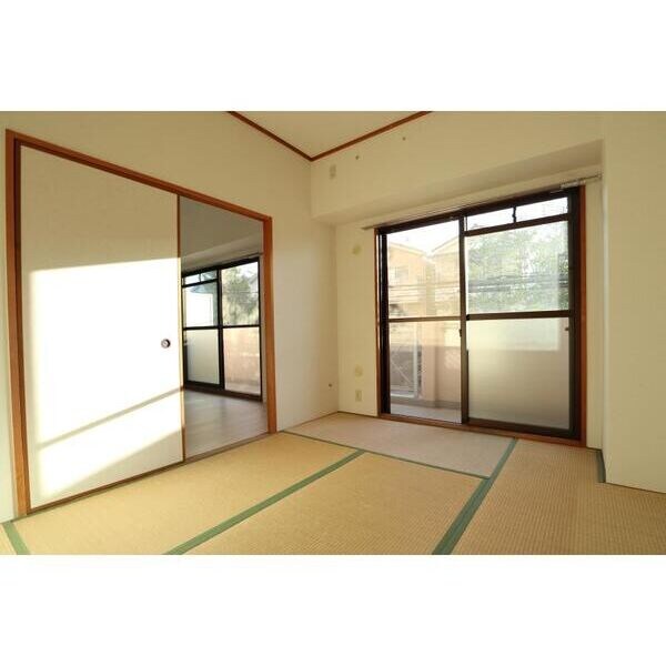 カーサ・ソレアードの物件内観写真