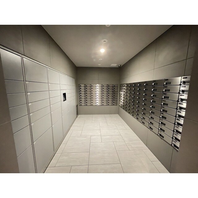 プレサンスブルーム東三国の物件外観写真