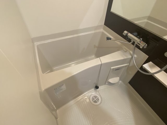 MJC大阪ラフィーネの物件内観写真