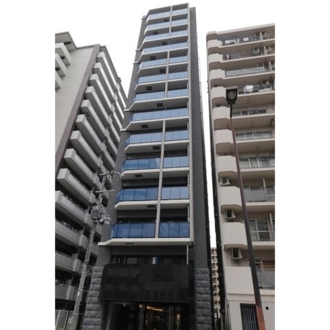 コンフォリア・リヴ新大阪WESTの物件外観写真