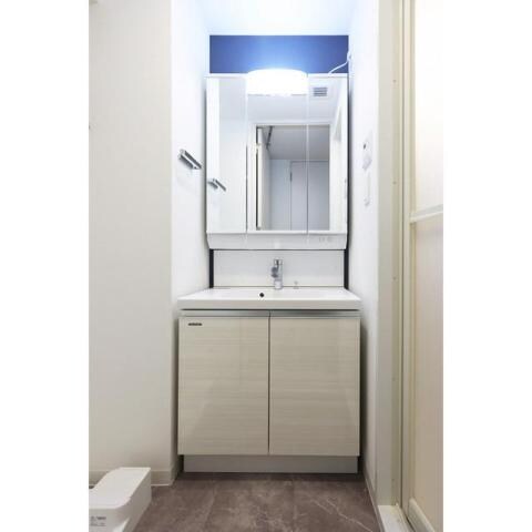 アドバンス江坂東デパールの物件内観写真