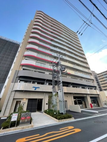 セレニテ江坂グランデの物件外観写真