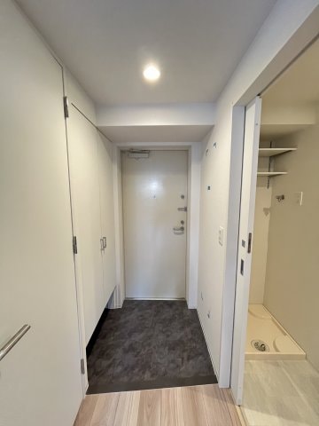 セレニテ江坂エクラの物件内観写真