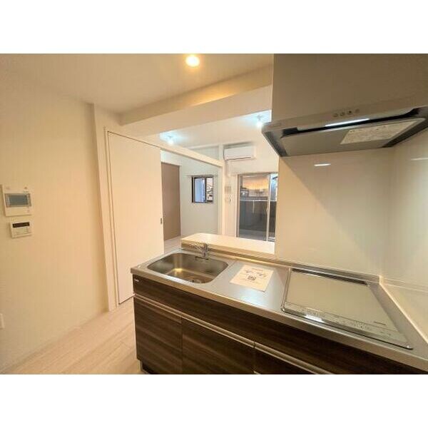 セレニテ江坂エクラの物件内観写真