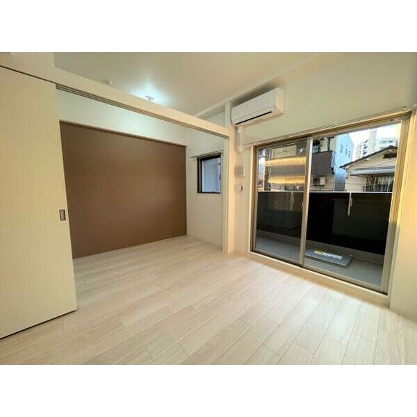 セレニテ江坂エクラの物件内観写真