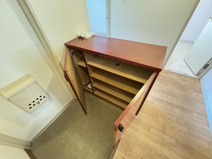 アーバンパーク緑地公園の物件内観写真