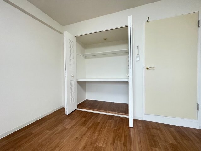 アーバンパーク緑地公園の物件内観写真